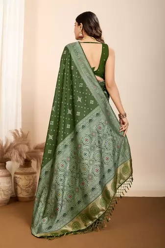 Green woven patola saree with blouse piece