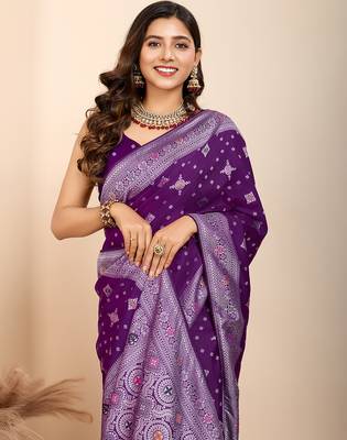 Purple woven patola saree with blouse piece 2
