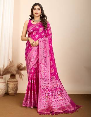 Pink woven patola saree with blouse piece 1