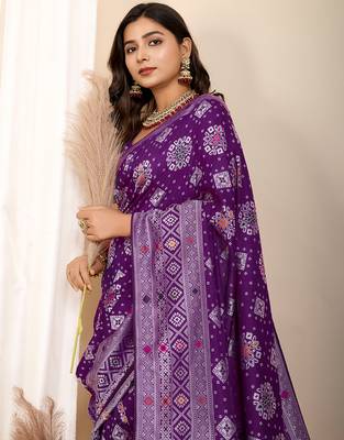 Purple woven patola saree with blouse piece 2