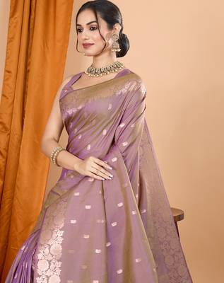 Light purple woven banarasi design saree with blouse piece 2