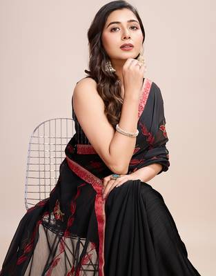 Red embroidered georgette saree with blouse piece 2