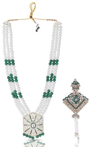 Pearl-Beaded Dulha Moti Mala Haar Necklace With Elegant Brooch