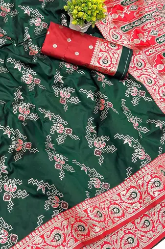 Green Art silk blend saree with blouse