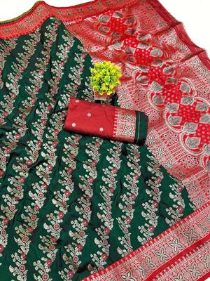 Green Art silk blend saree with blouse 1