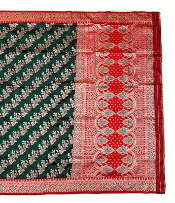 Green Art silk blend saree with blouse 2