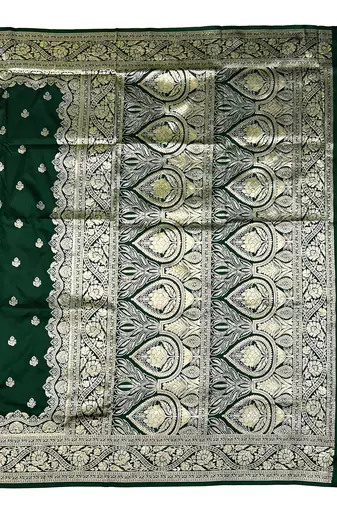 Dark green Art silk blend saree with blouse