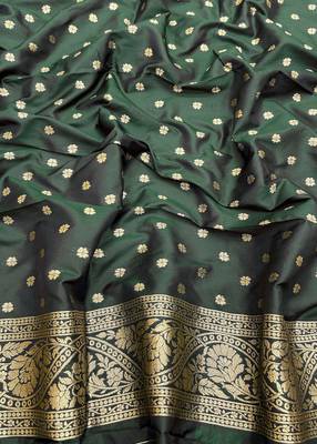 Dark green Art silk blend saree with blouse 3