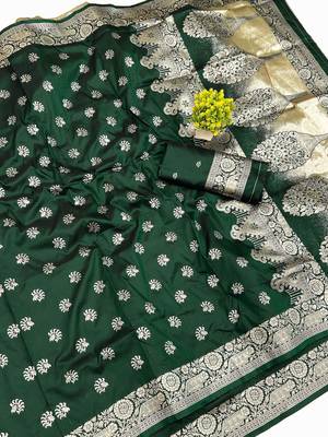 Green Art silk blend saree with blouse 1