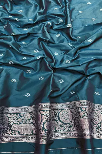 Firozi Art silk blend saree with blouse