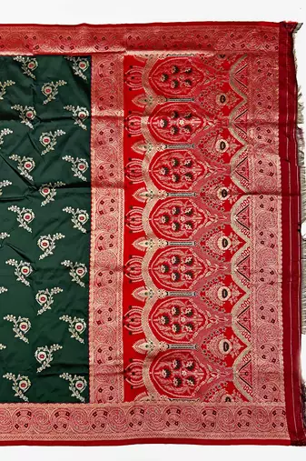 Dark green Art silk blend saree with blouse