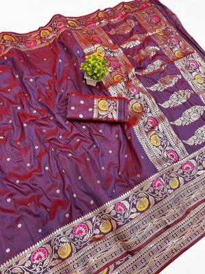 Magenta Art silk blend saree with blouse 1