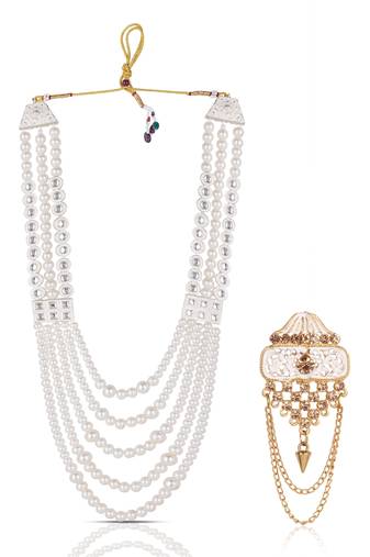 Layered pearl groom mala with gold-plated brooch     classic elegance