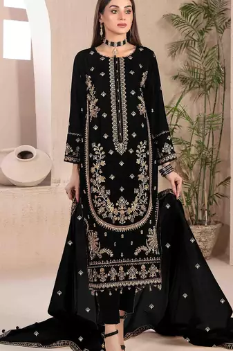 Black embroderied velvet salwar suit