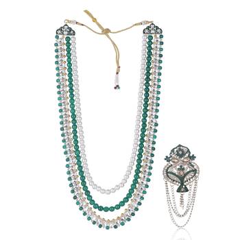 Layered moti necklace With Antique Brooch 1