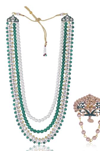 Layered moti necklace With Antique Brooch