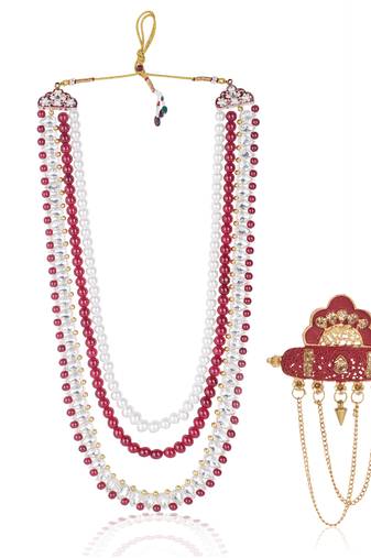Layered moti necklace With Antique Brooch