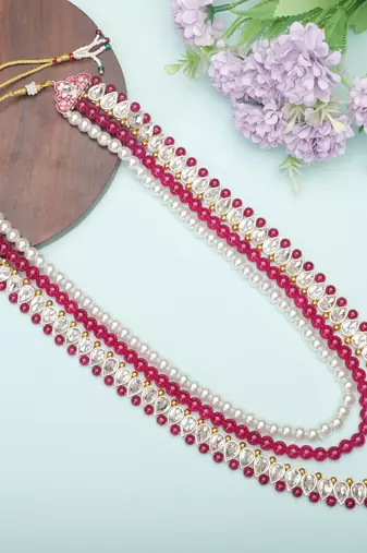 Layered moti necklace With Antique Brooch