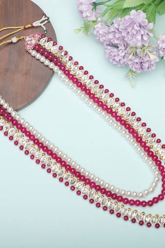 Layered moti necklace With Antique Brooch