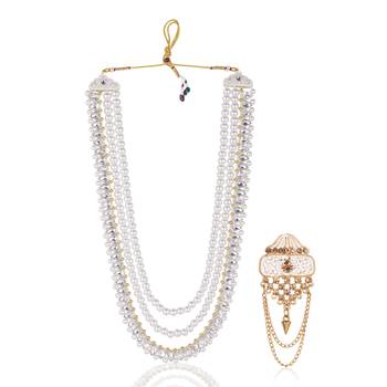 Layered moti necklace With Antique Brooch 1