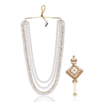 Layered moti necklace With Antique Brooch 1