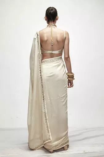 Cream georgette plain saree