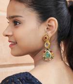 Elegant teardrop statement earrings