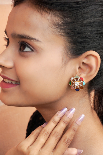 Radiant petal stud earrings