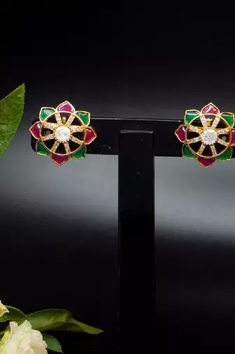 Radiant petal stud earrings