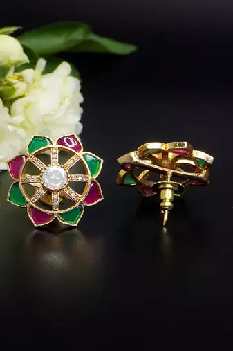 Radiant petal stud earrings
