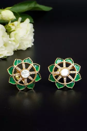 Radiant petal stud earrings
