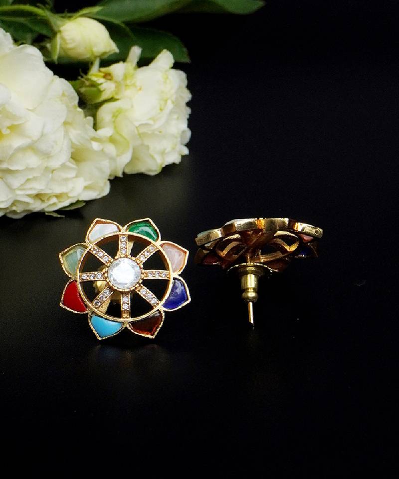 Radiant petal stud earrings
