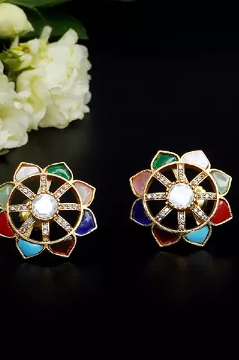 Radiant petal stud earrings