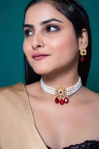 White gold plated necklace set
