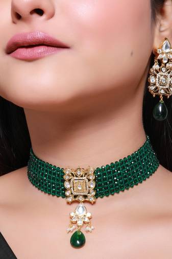 Green gold plated necklace set