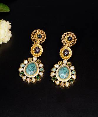 Elegant teardrop statement earrings 3
