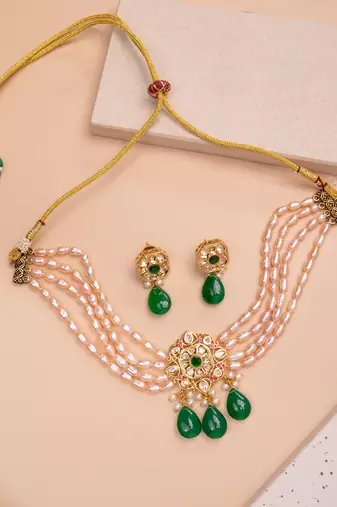 White gold plated necklace set