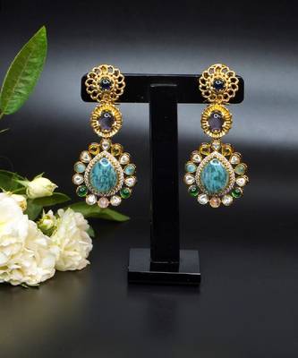 Elegant teardrop statement earrings 4