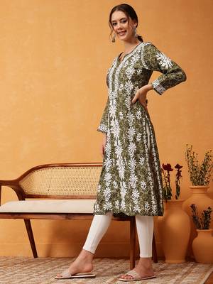 hand embroidered printed green chanderi lucknowi chikankari straight kurta 4