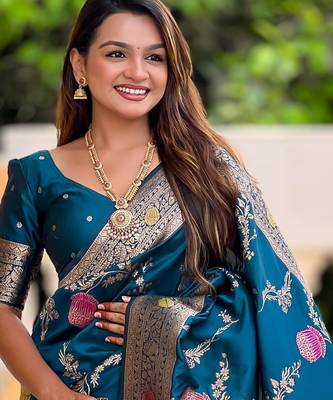 Teal Banarasi Floral silk blend Saree 2
