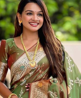 Olive Green Banarasi Floral silk blend Saree 2