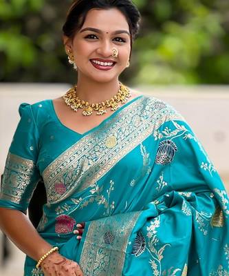 Turquoise Blue Banarasi Floral silk blend Saree 2