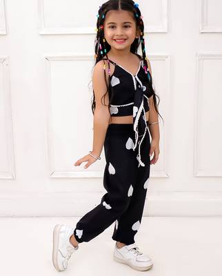 Black printed cotton top and joggers for girls 3