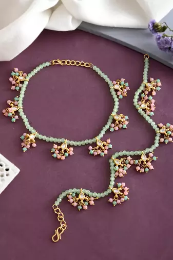 Gold-plated pearls anklet
