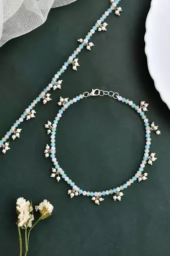Gold-plated pearls anklet