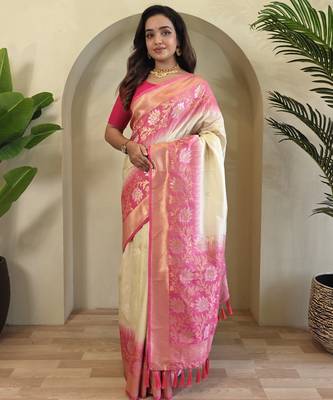 Off white Silk Blend sarees with zari weaves contrast pallu & designer border 3