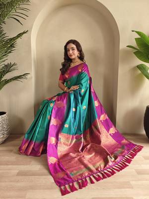 Sea green dual tone silk sarees with zari weaves contrast pallu & designer border 1