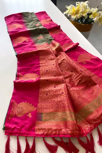 Green dual tone silk sarees with zari weaves contrast pallu & designer border