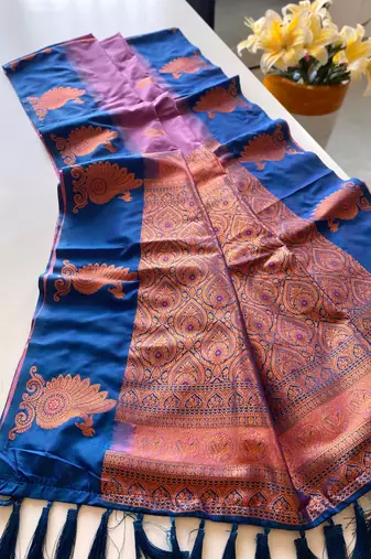 Lavender dual tone silk sarees with zari weaves contrast pallu & designer border