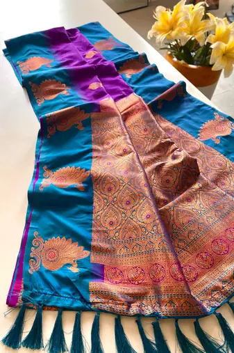 Purple dual tone silk sarees with zari weaves contrast pallu & designer border